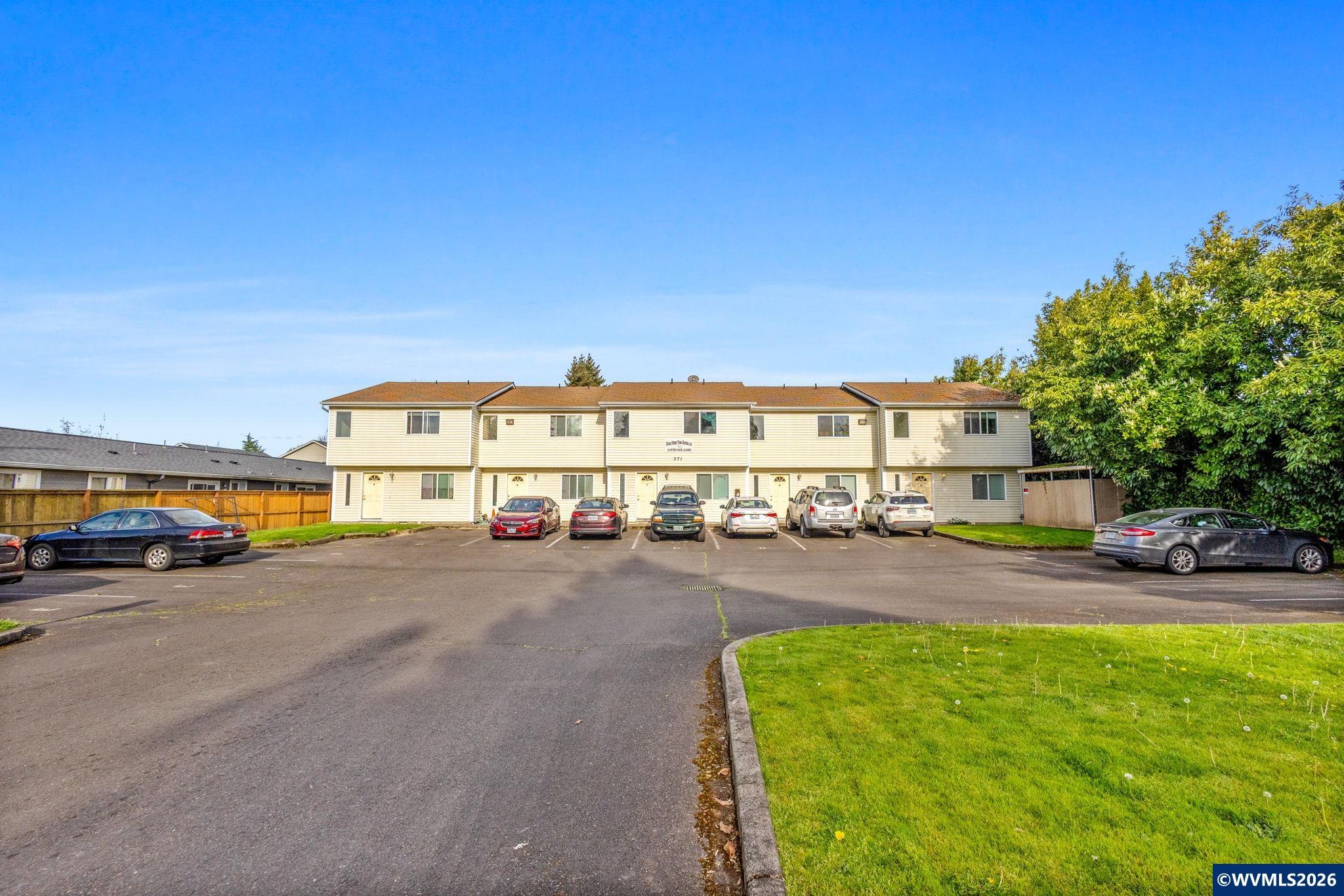 371 Ecols Street S Monmouth OR 97383
