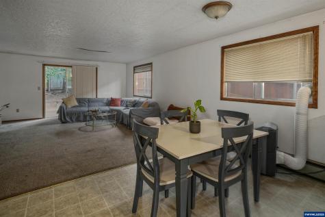 2486-2488 Wintergreen Avenue NW Salem OR 97304