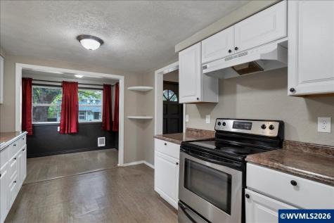 162 Ecols Street N Monmouth OR 97361
