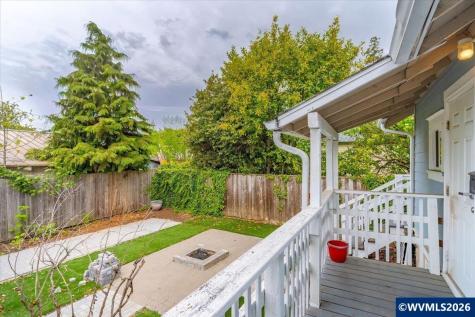 162 Ecols Street N Monmouth OR 97361
