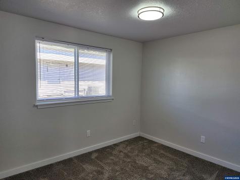 80-86 Boatlanding Street Independence OR 97351