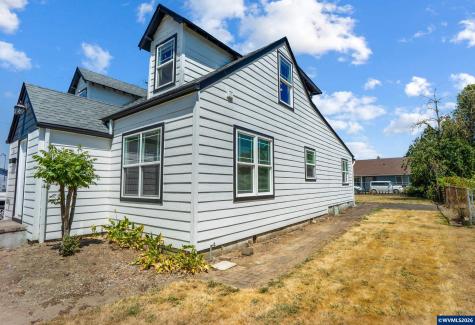 415 (#1-2) S 11th Street Independence OR 97351