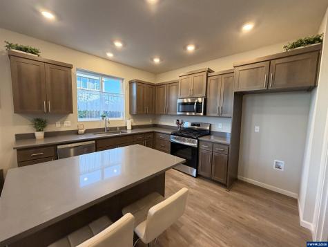 6077 Savannah Street SE Albany OR 97321