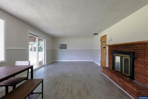 1210 Riverbend Road NW Salem OR 97304