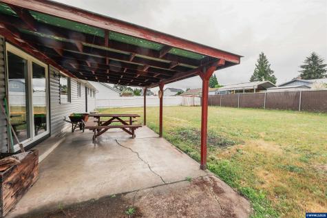 1210 Riverbend Road NW Salem OR 97304