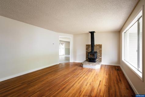 1210 Riverbend Road NW Salem OR 97304