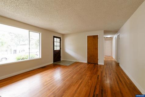1210 Riverbend Road NW Salem OR 97304
