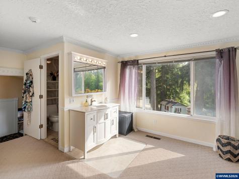 1350 119th Avenue SE Salem OR 97317