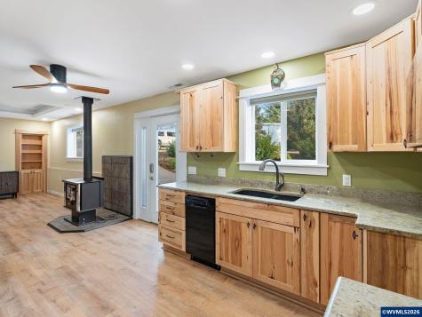 1350 119th Avenue SE Salem OR 97317