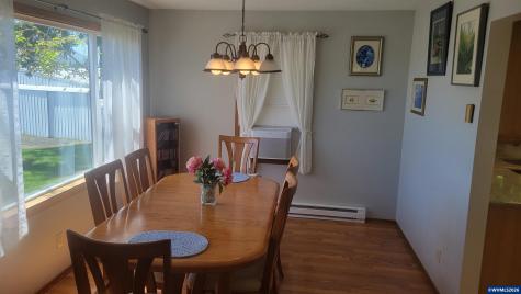 16765 NE Kings Grade Newberg OR 97132