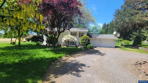 16765 NE Kings Grade Newberg OR 97132