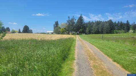16765 NE Kings Grade Newberg OR 97132
