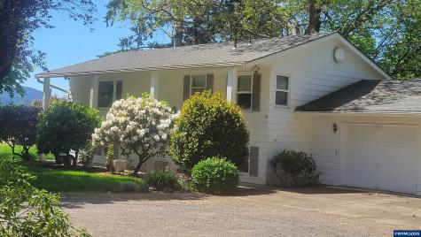 16765 NE Kings Grade Newberg OR 97132