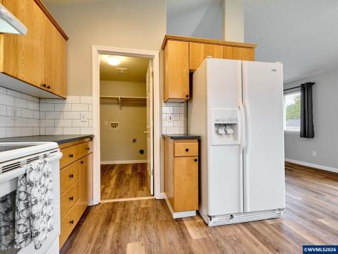 869 Meadowlark Place Molalla OR 97038