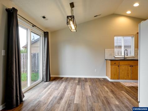 869 Meadowlark Place Molalla OR 97038