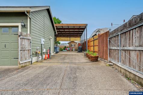 4464 Aztec Lp NE Albany OR 97321