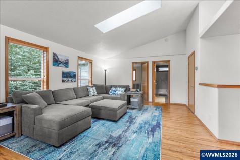 1064 Ashwood Court SE Salem OR 97302
