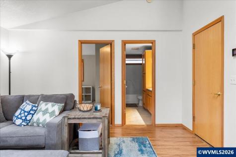 1064 Ashwood Court SE Salem OR 97302