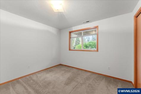 1064 Ashwood Court SE Salem OR 97302
