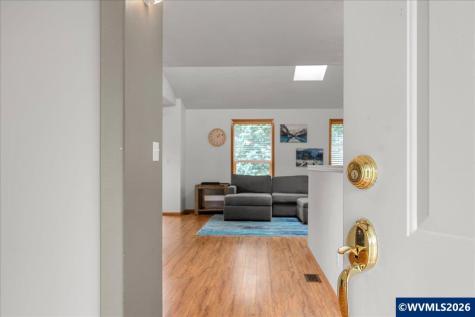 1064 Ashwood Court SE Salem OR 97302