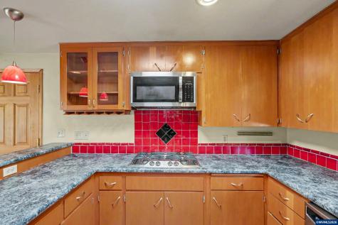 2626 NW Linnan Circle Corvallis OR 97330