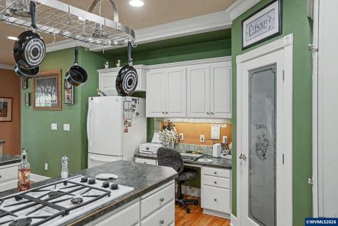 6515 Whisper Creek Lp NE Keizer OR 97303