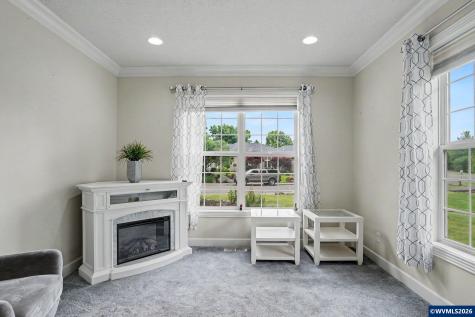 6515 Whisper Creek Lp NE Keizer OR 97303