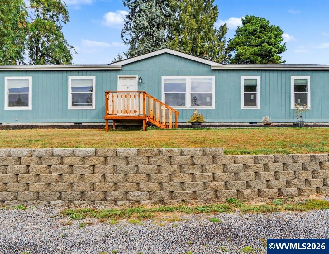 21966 Airport Road NE Aurora OR 97002