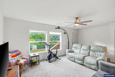 21966 Airport Road NE Aurora OR 97002