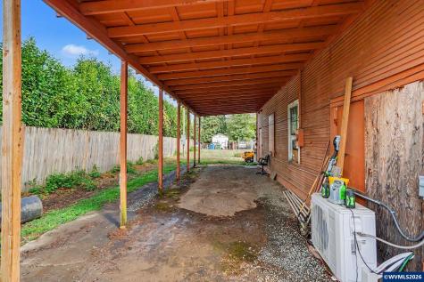 21966 Airport Road NE Aurora OR 97002