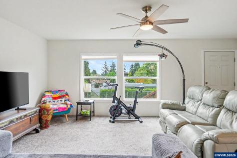 21966 Airport Road NE Aurora OR 97002