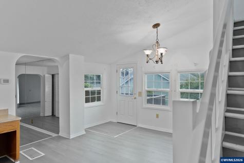 3070 Troth Court SE Salem OR 97302-3245
