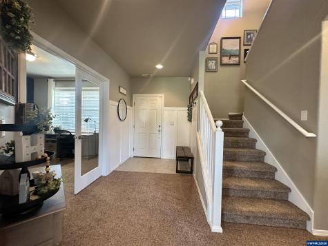 2737 NW Weather Stone Street Albany OR 97321