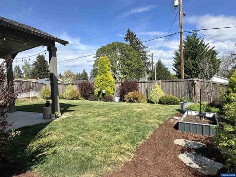 2737 NW Weather Stone Street Albany OR 97321