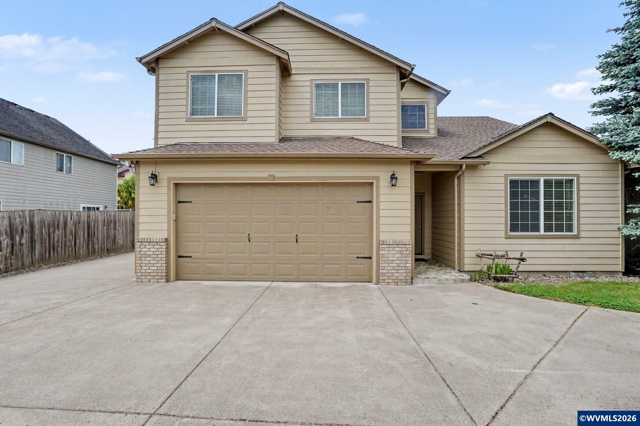 4334 Log Drive NE Salem OR 97305
