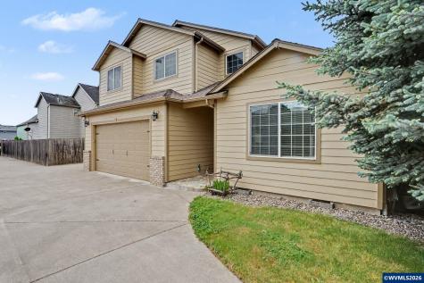 4334 Log Drive NE Salem OR 97305