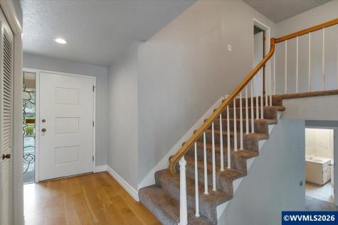 16933 SE Old Mehama Road Stayton OR 97383-9682