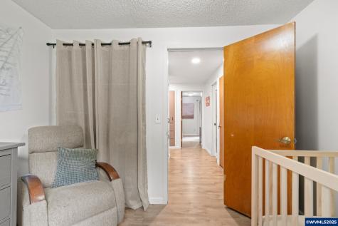 6020 Valley View Road NE Silverton OR 97381