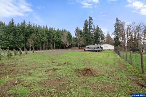 6020 Valley View Road NE Silverton OR 97381