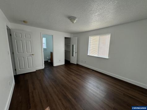 954 Jessica Court SE Albany OR 97322