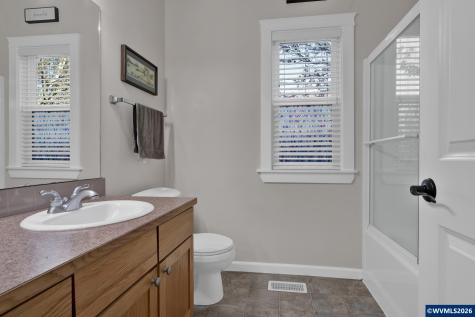 1710 Black Bear Avenue SW Albany OR 97321-5966