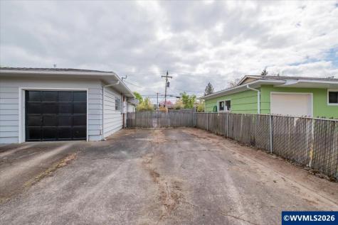 1208 28th Avenue SE Albany OR 97322