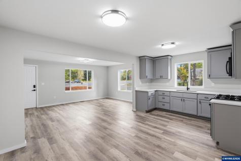 4473 Highway Us-20 Sweet Home OR 97386