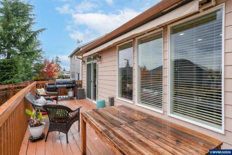 945 Caradon Court NW Salem OR 97304