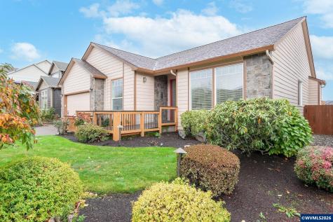 945 Caradon Court NW Salem OR 97304