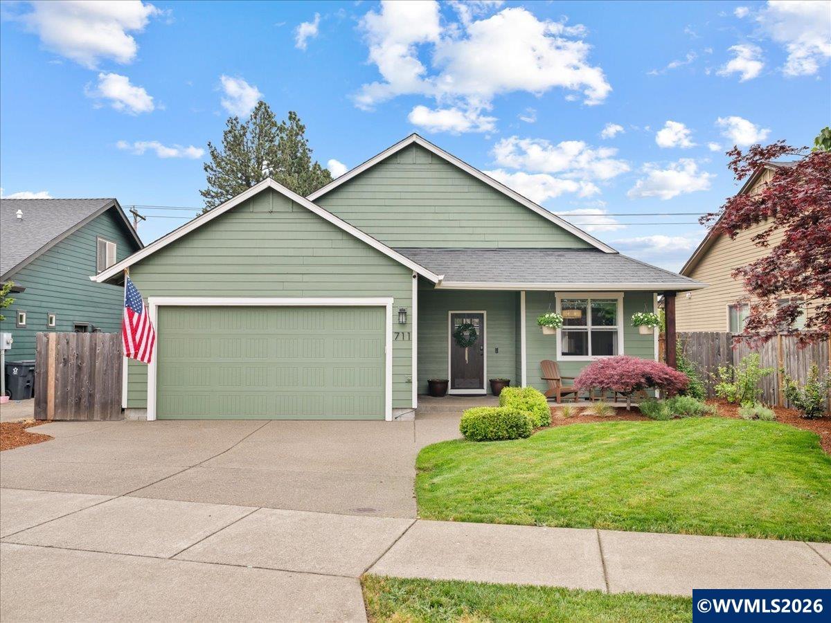 711 Pintail Street Silverton OR 97381