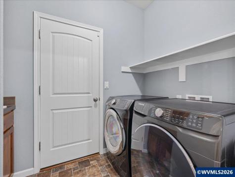 711 Pintail Street Silverton OR 97381