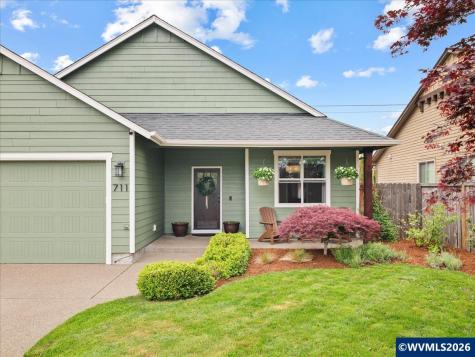 711 Pintail Street Silverton OR 97381