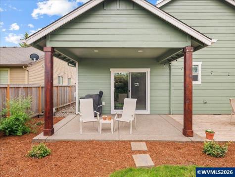 711 Pintail Street Silverton OR 97381