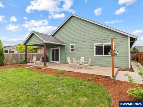 711 Pintail Street Silverton OR 97381